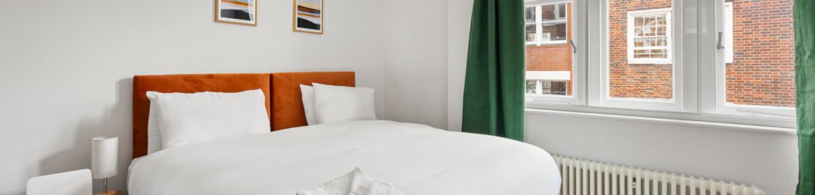 Stylish serviced apartments in Covent Garden near Maiden Lane. Central London Accommodation near  theatres, transport links, and attractions.