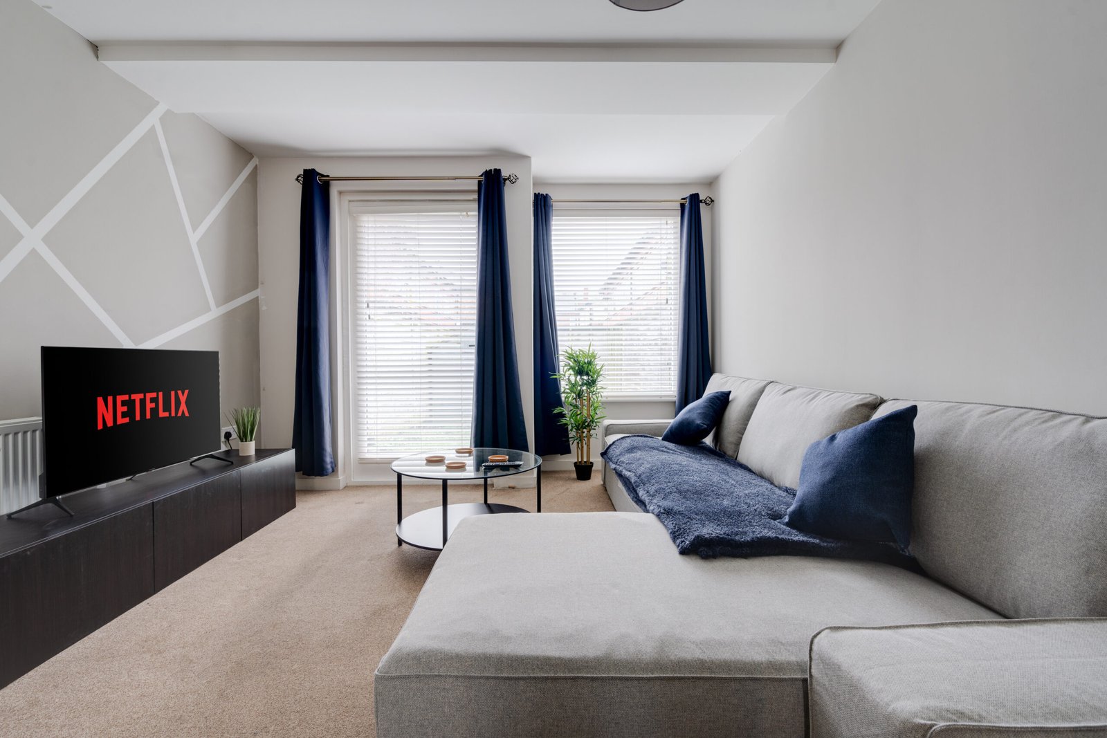 Accommodation in Wythenshawe – Short Lets Manchester Airport Book-Short-Let-Accommodation-in-Wythenshawe-near-Manchester-Airport.-Our-furnished-holiday-apartments-offer-cheaper-hotel-alternatives