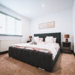 Book Holiday Cottages Hertfordshire for 8 adults. Our furnished 4-bed accommodation is ideal for groups, with easy access to Watford & London