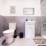 Book Holiday Cottages Hertfordshire for 8 adults. Our furnished 4-bed accommodation is ideal for groups, with easy access to Watford & London