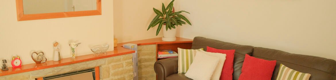 Book Leeds Short Let Rentals in Yeadon for Cheaper than hotels! Our holiday homes and serviced apartments are perfect for families and groups