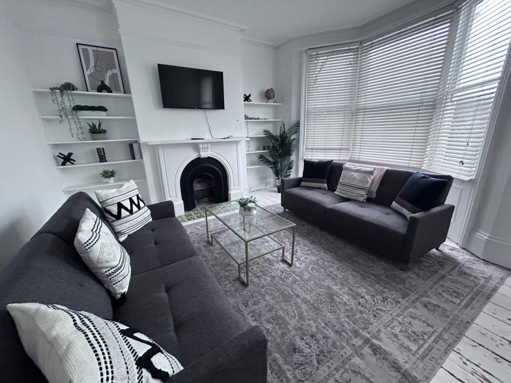 Freshfield Road Apartment