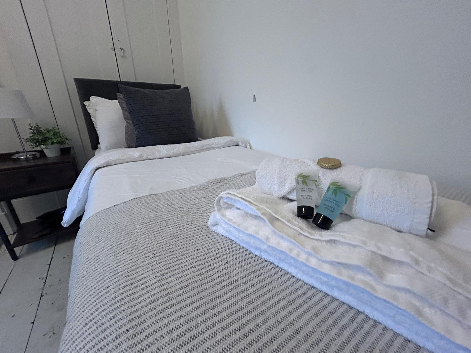 WhatsApp Image 2024-12-21 at 9.57.41 AM (1)