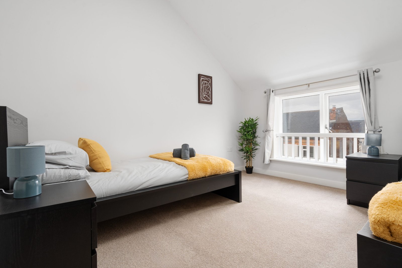 Accommodation in Wythenshawe – Short Lets Manchester Airport Book-Short-Let-Accommodation-in-Wythenshawe-near-Manchester-Airport.-Our-furnished-holiday-apartments-offer-cheaper-hotel-alternatives