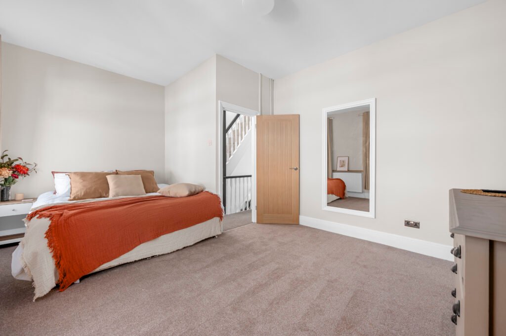 Essex Road Apartment