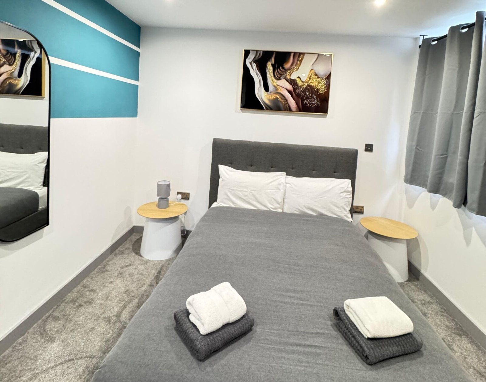 Yeadon Short Let Apartments Serviced Apartments - Leeds | Urban Stay