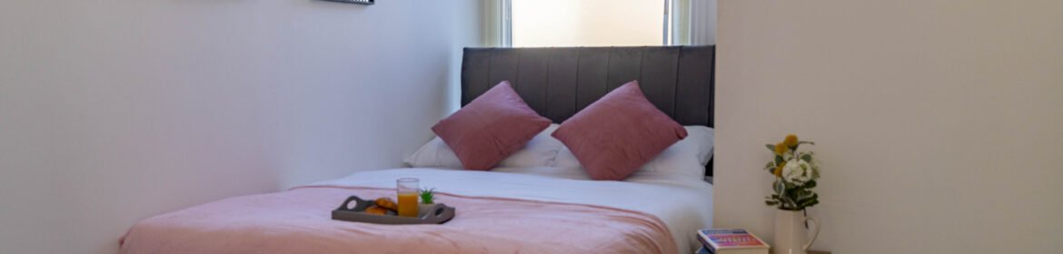 Book Blackpool Short Term Rentals near city centre and train station. Our serviced apartments are ideal for holidays and corporate rentals and short stays