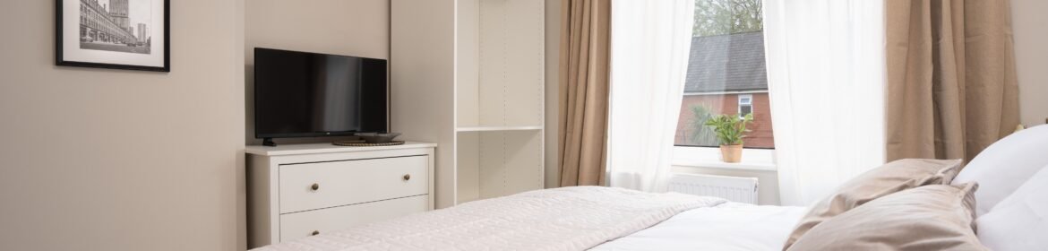 Manchester Holiday Rentals For Short Stays | Urban Stay Manchester holiday rentals near the City Centre, train station and business parks. Book Serviced Apartments for business relocations & leisure