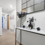 Large 2-bed Tottenham apartment in North London with kitchen and parking. Ideal for business travellers and short lets near Tottenham Stadium.