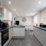 Furnished Scunthorpe accommodation with parking for short lets and corporate relocation. Our Lincolnshire short lets are cheaper than hotels