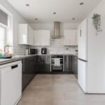 Manchester holiday rentals near the City Centre, train station and business parks. Book Serviced Apartments for business relocations & leisure
