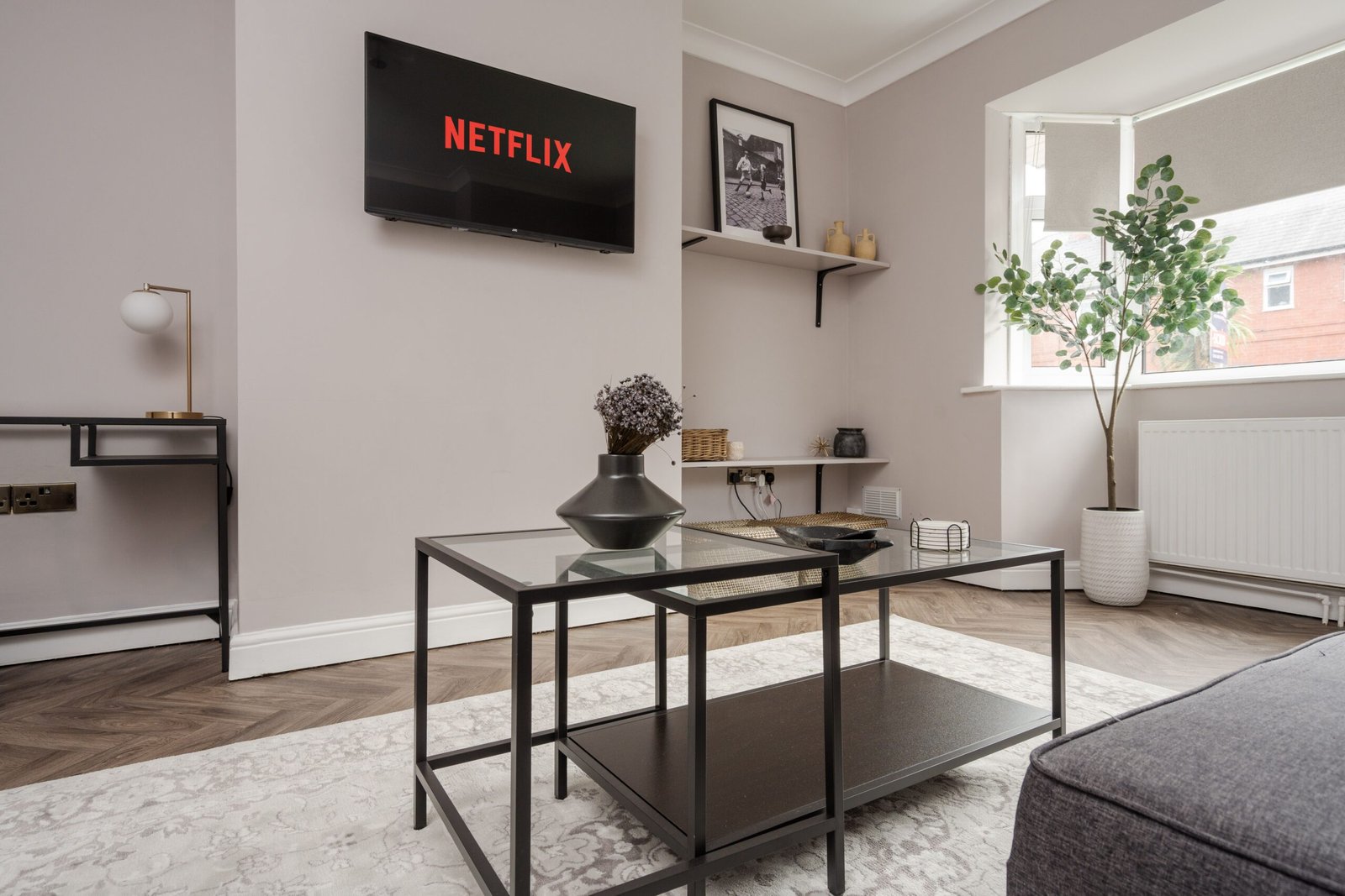 Manchester Holiday Rentals For Short Stays | Urban Stay Manchester-holiday-rentals-near-the-City-Centre,-train-station-and-business-parks.-Book-Serviced-Apartments-for-business-relocations-&-leisure