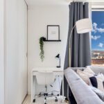 Modern Milton Keynes short lets at The Hub. Executive serviced apartments near Milton Keynes city centre with parking and transport links