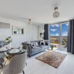 Modern Milton Keynes short lets at The Hub. Executive serviced apartments near Milton Keynes city centre with parking and transport links