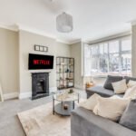 5-Bed serviced accommodation in Hammersmith with private garden. Ideal for corporate short stays and excellent transport links to Central London.