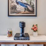 5-Bed serviced accommodation in Hammersmith with private garden. Ideal for corporate short stays and excellent transport links to Central London.