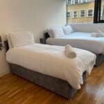 Book modern accommodation in Elephant and Castle. Stylish serviced apartment near Waterloo with excellent transport links into Central London