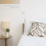 Stay at modern Hemel Hempstead Short Term Rentals. 3-bedroom apartment with kitchen, Wi-Fi, parking, and easy town centre access. Book now!