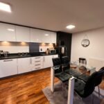 Book serviced accommodation in Uxbridge near Heathrow Airport. Book corporate accommodation in West London for 1 week, 1 month or more