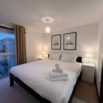 Book serviced accommodation in Uxbridge near Heathrow Airport. Book corporate accommodation in West London for 1 week, 1 month or more
