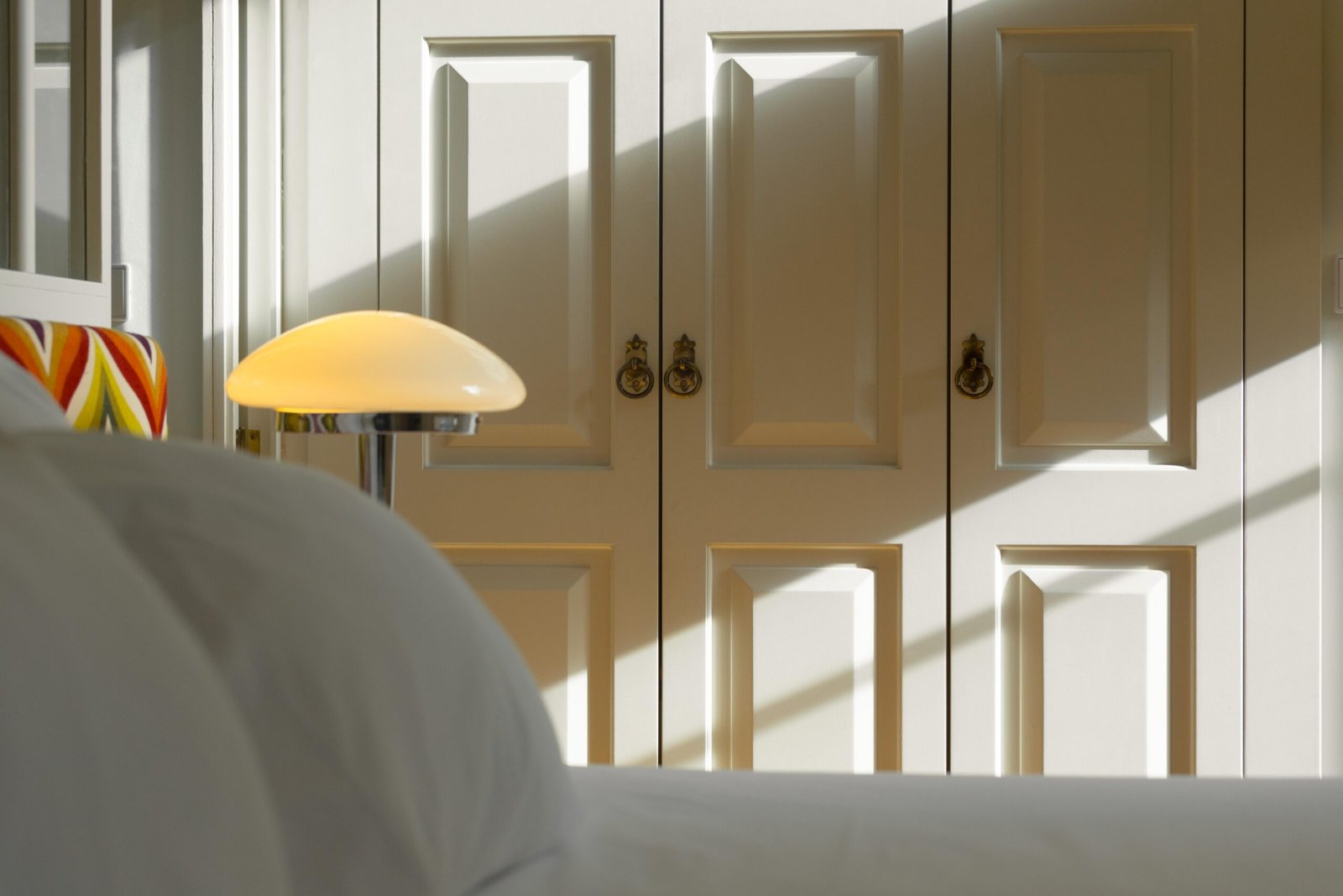 Short Let Accommodation Porto City Centre | Furnished Apartments Modern-short-let-accommodation-in-central-Porto-near-tourist-sights.-Stylish-furnished-self-catering-holiday-apartments-with-Wi-Fi-and-air-condition.