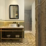 Modern short let accommodation in central Porto near tourist sights. Stylish furnished self-catering holiday apartments with Wi-Fi and air condition.