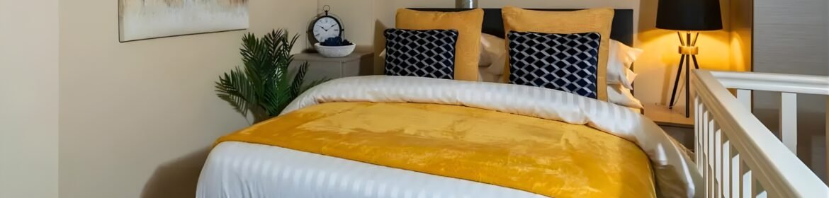 Book Short Let Apartments in Leeds city centre. Our holiday homes and self-catering accommodation are available for 1 week, 1 month or more.