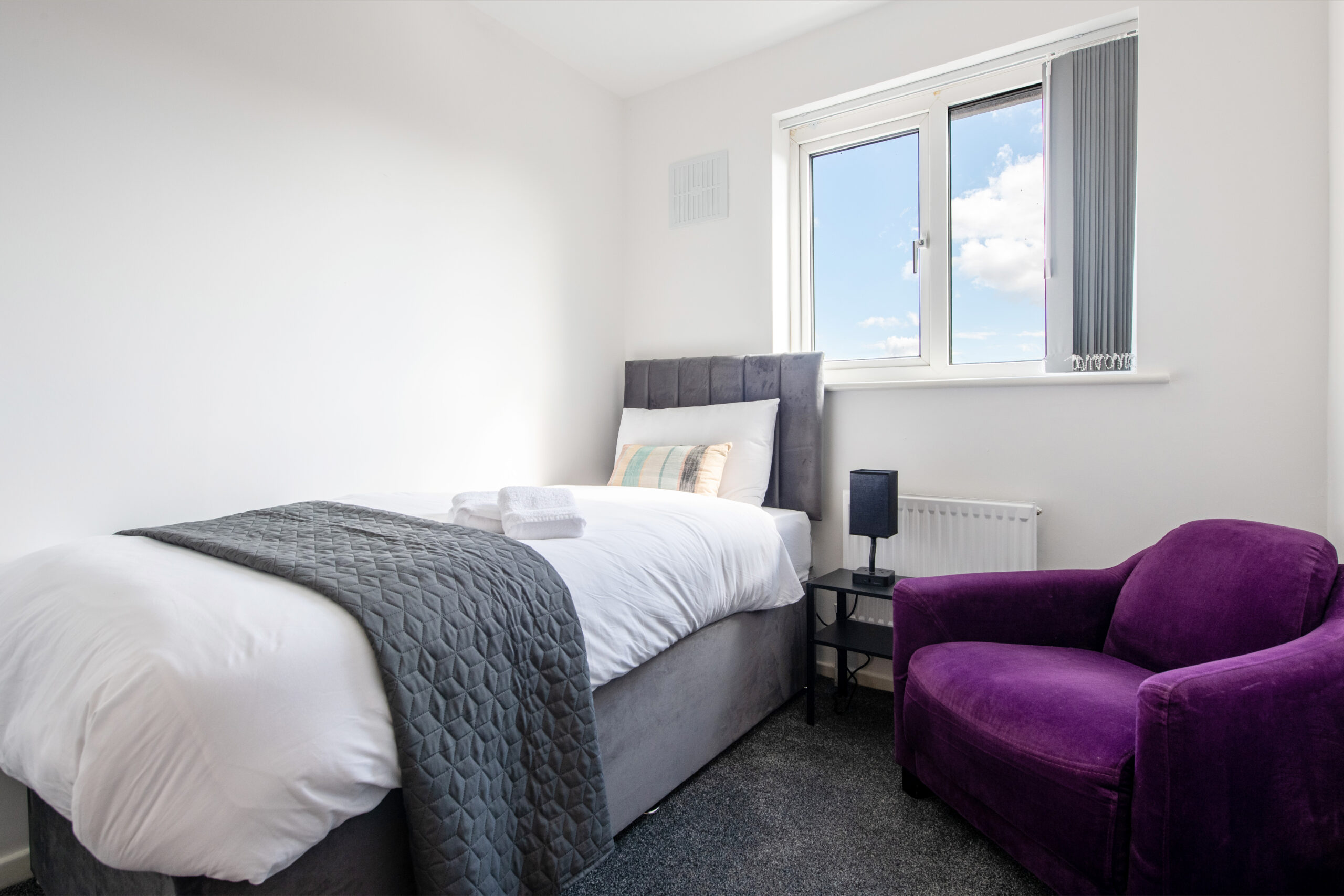 St Helens Holiday Cottage Serviced Apartments - Liverpool | Urban Stay