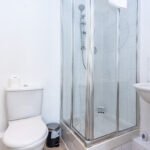 Stay at Nottingham Short Term Rentals. Modern apartment with WiFi, parking, and easy access to transport links and business parks. Book Now
