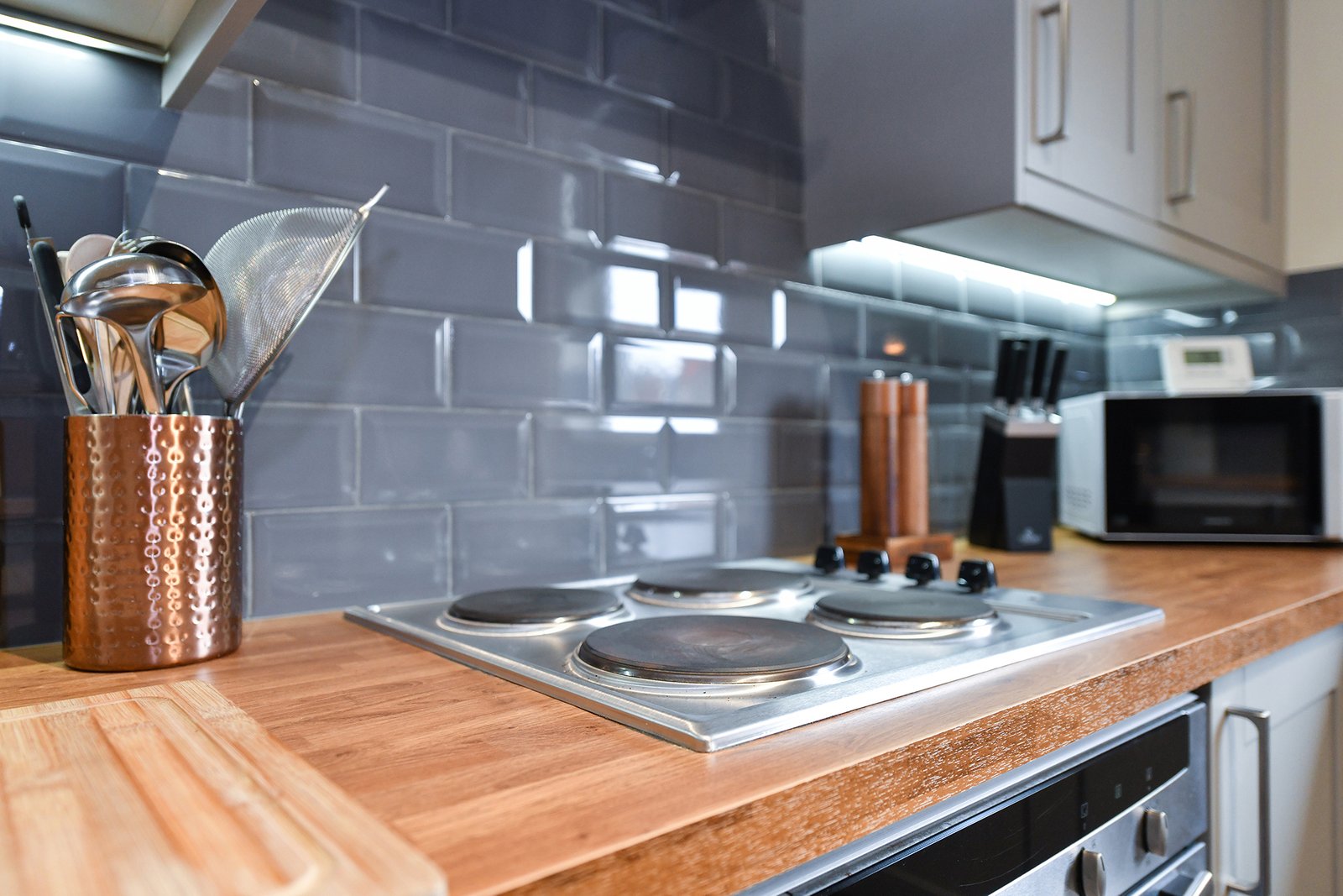 Nottingham Short Term Apartments near City Ground Stadium Book-Nottingham-Short-Term-Apartments-in-West-Bridgford-near-City-Ground-Stadium,-Nottingham-Rugby-Football-Club.