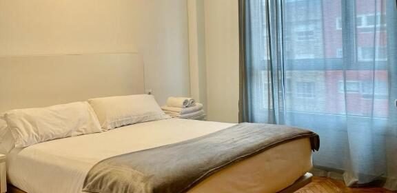 Book Serviced Apartments Vigo in central Galicia. Modern corporate accommodation with kitchens, WiFi, & easy access to Airport & transport.
