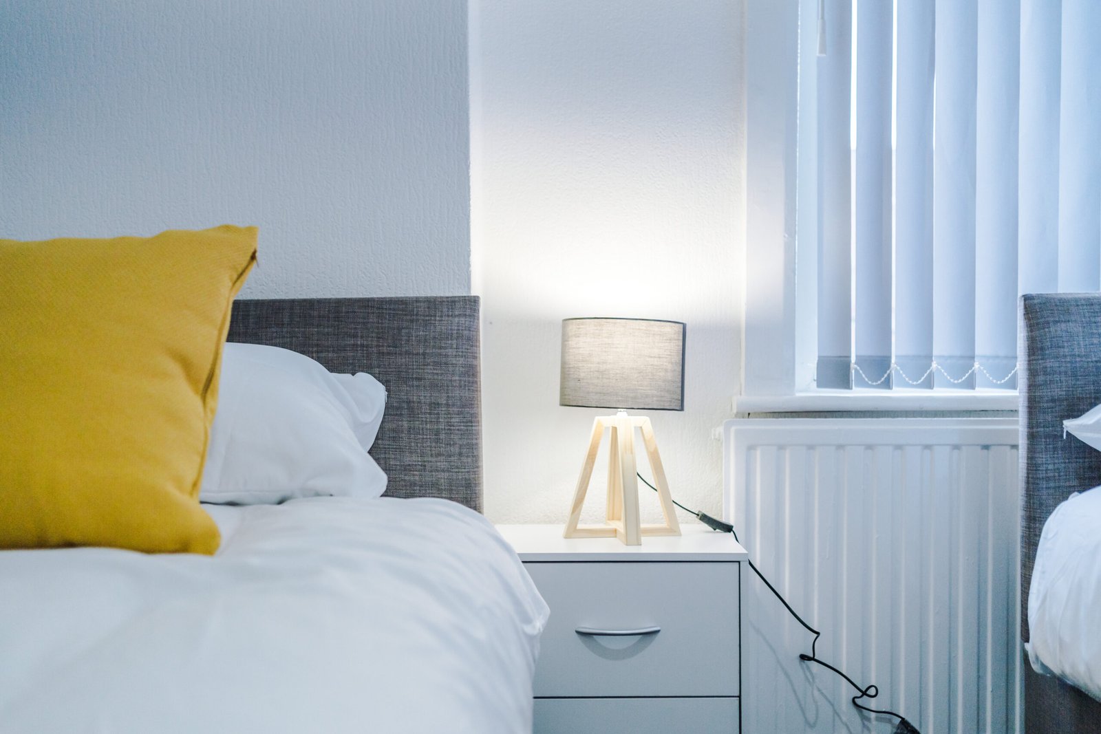 Salford Holiday Homes Manchester Near City Centre | Urban Stay Enjoy-a-spacious-holiday-home-in-Salford-near-Manchester.-Includes-WiFi,-parking,-and-quick-access-to-transport,-business-districts.-Book-Now