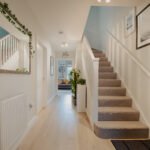 Book short let accommodation in Horley near Gatwick Airport. Our self-catering apartments in South London are fully furnished with all bills