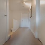 Book short let accommodation in Horley near Gatwick Airport. Our self-catering apartments in South London are fully furnished with all bills