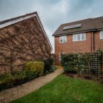 Book short let accommodation in Horley near Gatwick Airport. Our self-catering apartments in South London are fully furnished with all bills