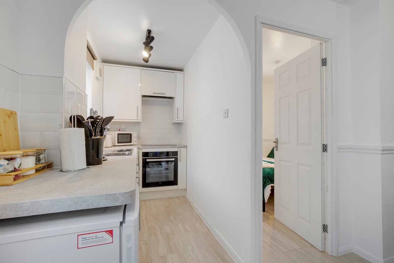 Short Lets North London – Accommodation at Tottenham Stadium Book-The-Best-Short-Lets-North-London-for-Corporate-Relocation-and-Leisure.-Our-cheap-fully-furnished-accommodation-is-near-Tottenham-Stadium.