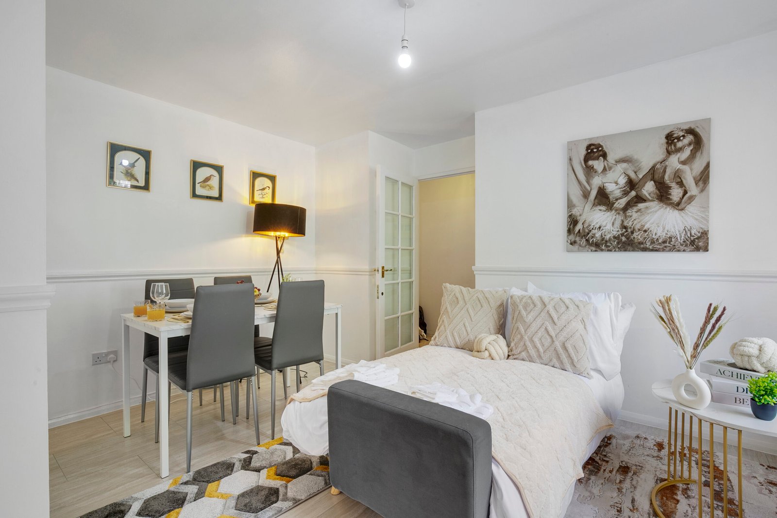 Short Lets North London – Accommodation at Tottenham Stadium Book-The-Best-Short-Lets-North-London-for-Corporate-Relocation-and-Leisure.-Our-cheap-fully-furnished-accommodation-is-near-Tottenham-Stadium.