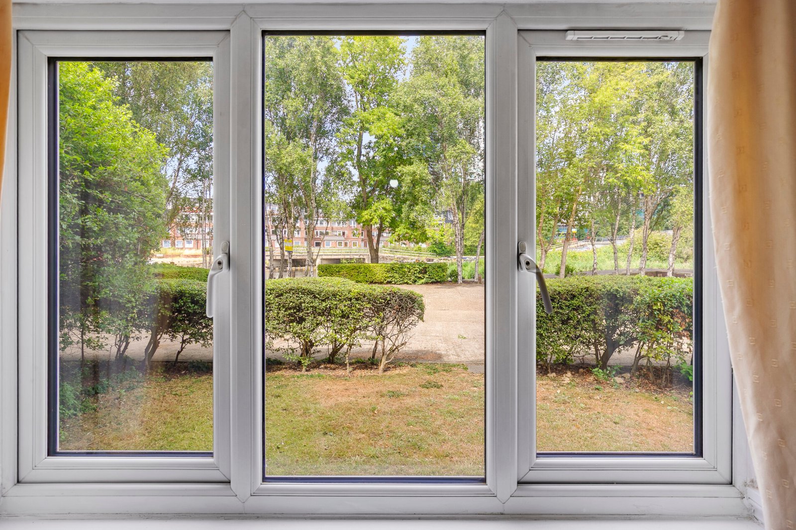 Short Lets North London – Accommodation at Tottenham Stadium Book-The-Best-Short-Lets-North-London-for-Corporate-Relocation-and-Leisure.-Our-cheap-fully-furnished-accommodation-is-near-Tottenham-Stadium.