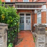 Short Lets West London in Acton offer furnished apartments near transport links and Londonb attractions. Ideal for business and leisure stays.