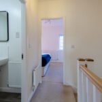 Short Let Apartments Bedford are a cheap hotel alternative for extended stays and corporate rentals. Book modern holiday home in Bedfordshire!