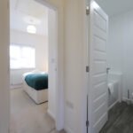 Short Let Apartments Bedford are a cheap hotel alternative for extended stays and corporate rentals. Book modern holiday home in Bedfordshire!