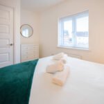 Short Let Apartments Bedford are a cheap hotel alternative for extended stays and corporate rentals. Book modern holiday home in Bedfordshire!