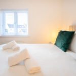 Short Let Apartments Bedford are a cheap hotel alternative for extended stays and corporate rentals. Book modern holiday home in Bedfordshire!