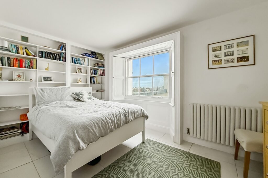 Sussex Square Apartment