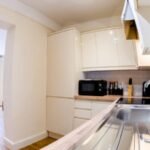 Book holiday homes Suffolk for 1 week, 1 month or more. Northgate Street Serviced Apartment Ipswich offers cheap hotel alternatives