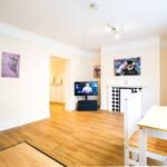 Book holiday homes Suffolk for 1 week, 1 month or more. Northgate Street Serviced Apartment Ipswich offers cheap hotel alternatives