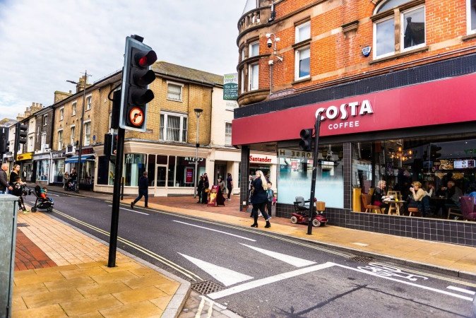 Holiday Homes Suffolk | Short Let Serviced Apartments Ipswich Book-holiday-homes-Suffolk-for-1-week,-1-month-or-more.-Northgate-Street-Serviced-Apartment-Ipswich-offers-cheap-hotel-alternatives