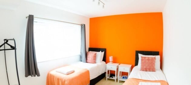 Book holiday homes Suffolk for 1 week, 1 month or more. Northgate Street Serviced Apartment Ipswich offers cheap hotel alternatives