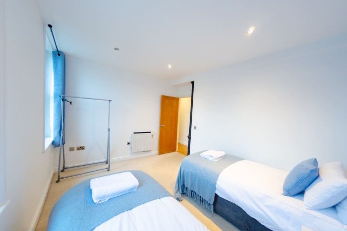 Holiday Apartments in Ipswich – Short Let Rentals Suffolk Stay-at-Holiday-Apartments-in-Ipswich-for-cheaper-than-hotels!-Our-self-catering-accommodation-in-Suffolk-is-available-for-1-week-or-1-month