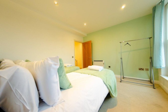 Stay at Holiday Apartments in Ipswich for cheaper than hotels! Our self-catering accommodation in Suffolk is available for 1 week or 1 month